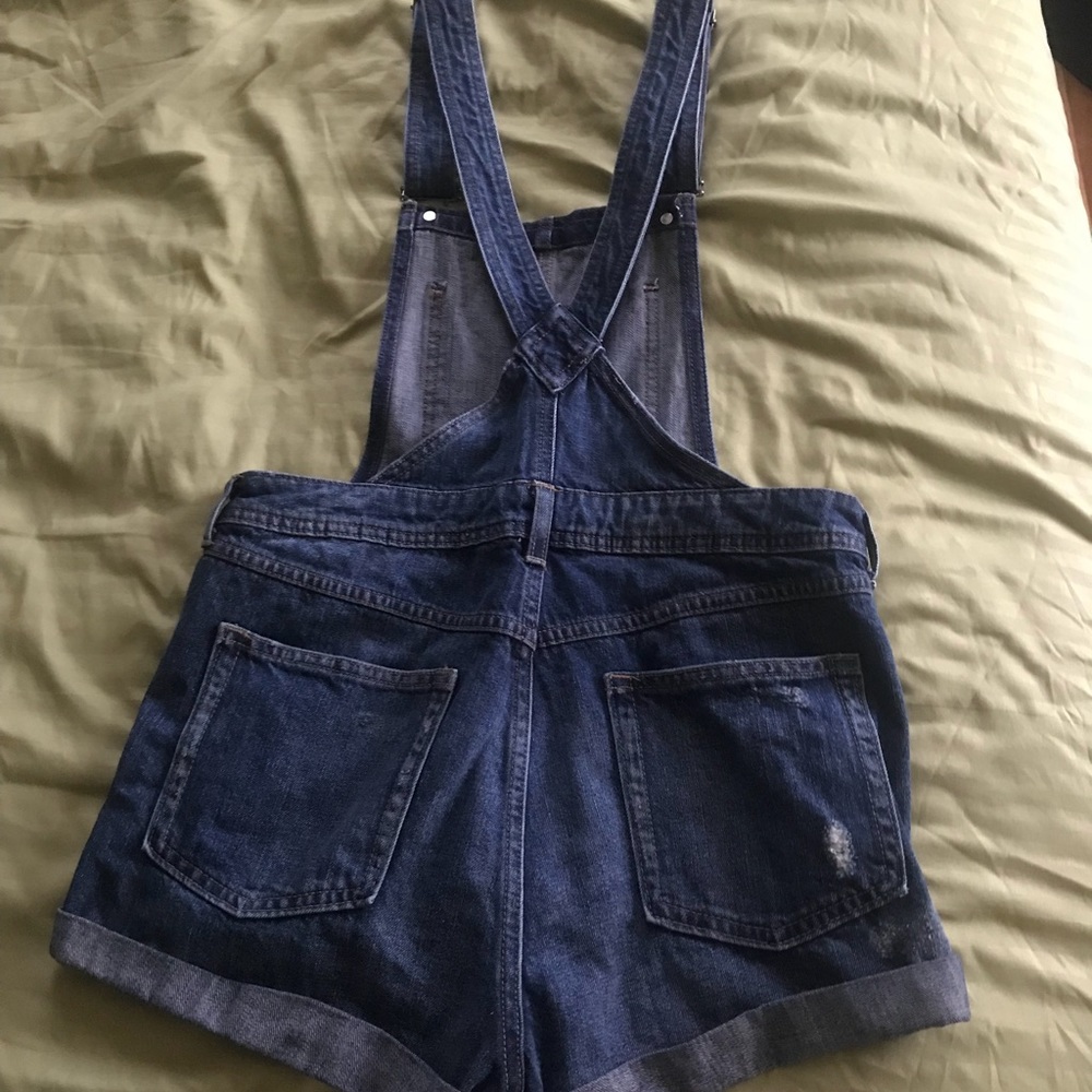 Overall shorts